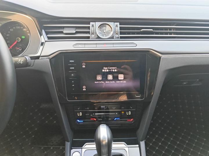 Magotan 2020 330TSI DSG Leading photo 8