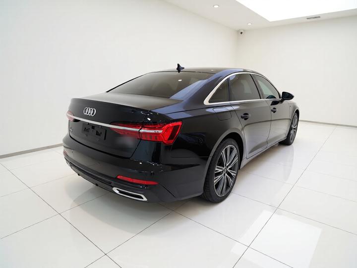 A6L 2022 40 TFSI Luxury Dynamic photo 4