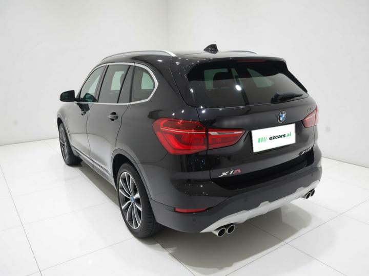 X1 2019 sDrive20Li Leading photo 4