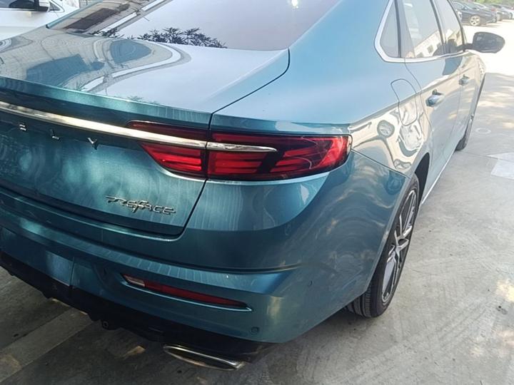 Preface 2021 Facelift 2.0TD Premium photo 7
