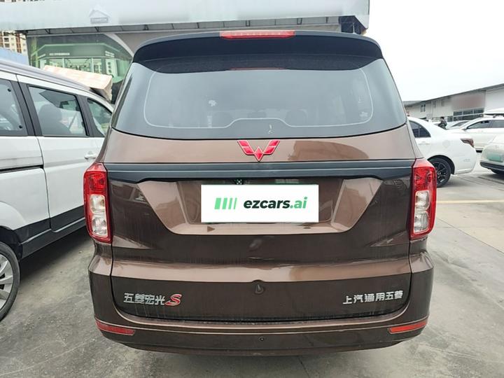 Wuling Hongguang 2021 1.5L S Base LAR photo 5