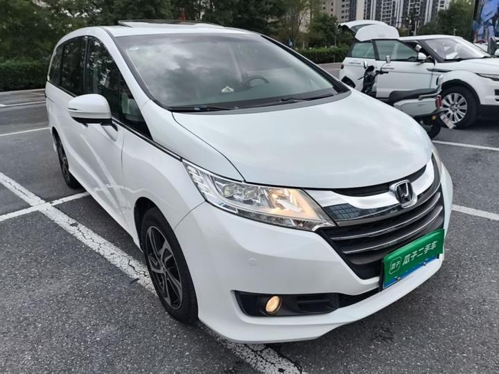 Odyssey 2015 Facelift 2.4L Smart photo 3