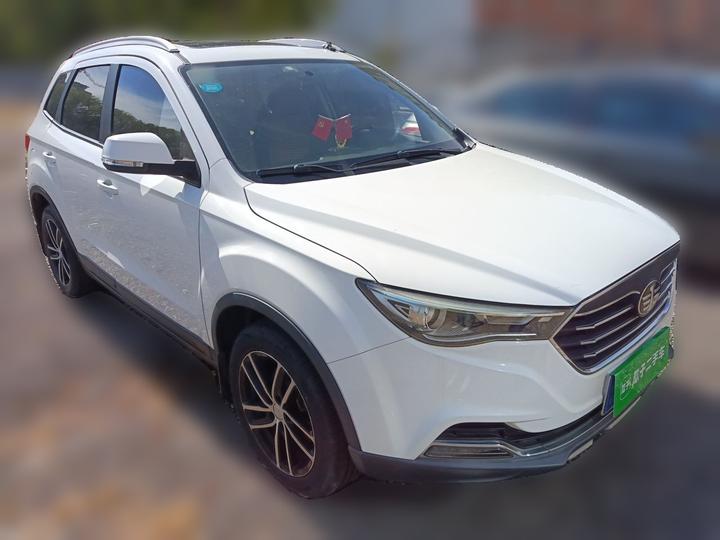 Bestune X40 2018 1.6L MT Luxury photo 3