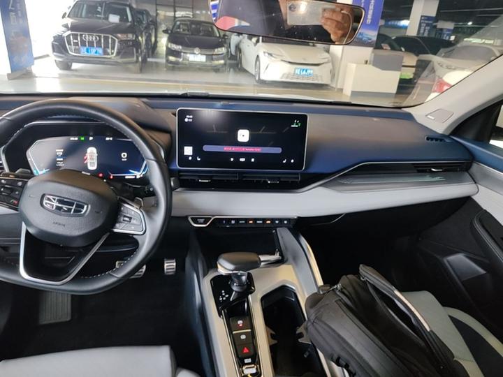 Preface 2021 Facelift 2.0TD Premium photo 7