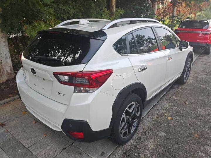 XV 2020 Facelift 2.0i Luxury EyeSight photo 4