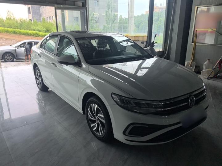Bora 2025 Facelift 200TSI DSG photo 3
