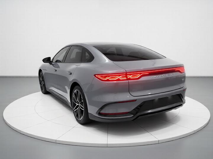 Han 2025 EV 605KM Premium photo 4