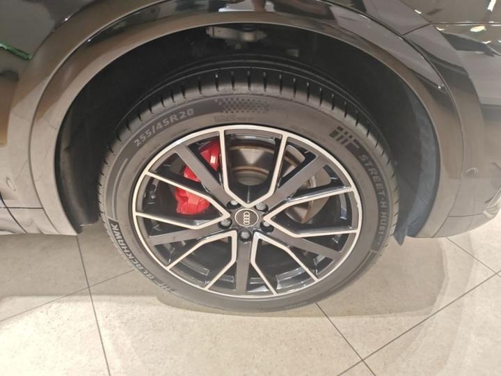 Q5L 2024 45 TFSI Luxury Dynamic photo 8
