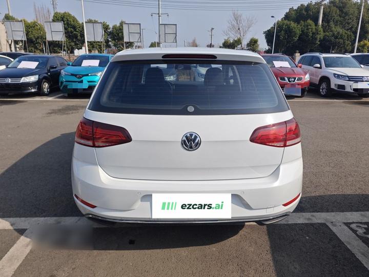 Golf 2018 230TSI AT Comfort photo 3