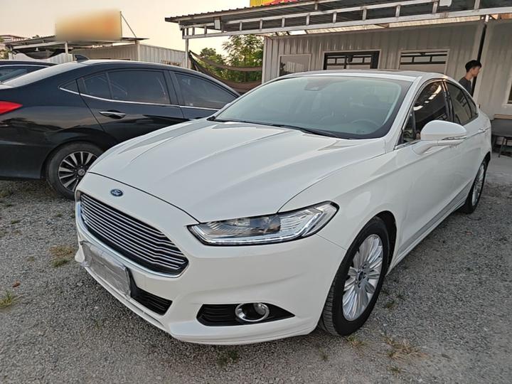 Mondeo 2013 2.0L GTDi200 Fashion