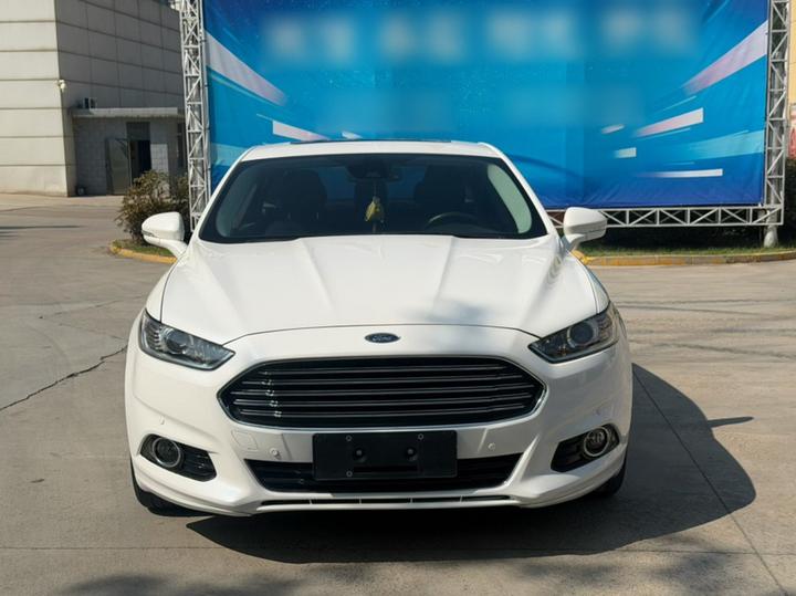 Mondeo 2013 2.0L GTDi200 Fashion photo 2