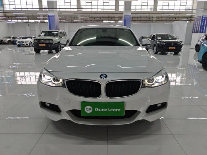 3 SeriesGT 2019 320i M Sport Package photo 2