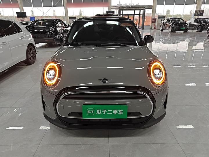 2022 Facelift 1.5T COOPER Classic photo 2