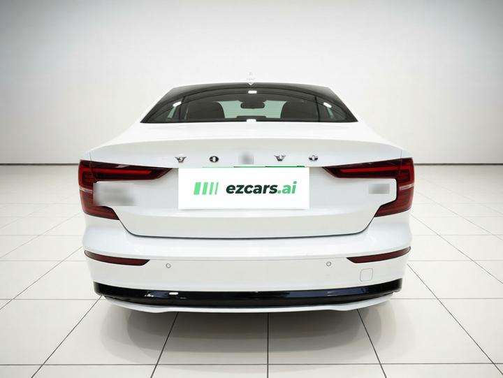S60 2024 B5 Sport photo 5