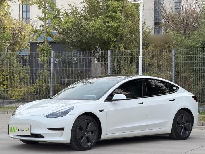 Model 3 2022 RWD