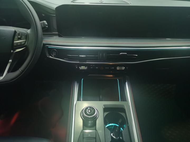 Explorer 2023 EcoBoost 285 AWD ST-LINE 6-Seater photo 8