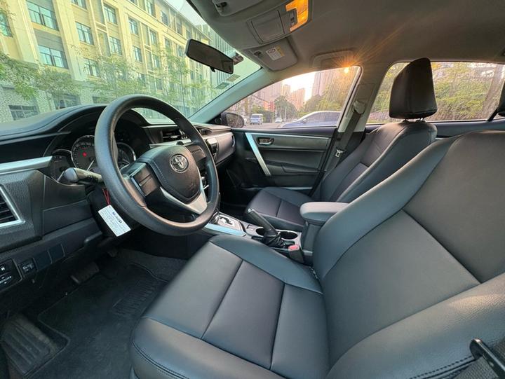 Corolla 2017 Facelift 1.6L S-CVT GL photo 6