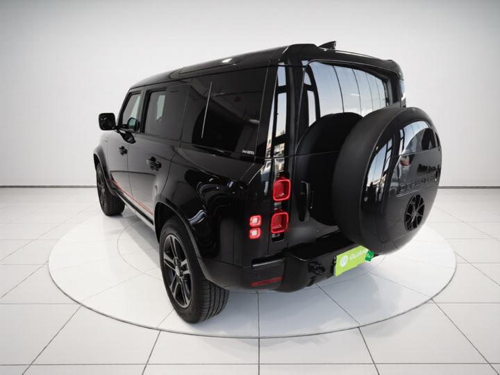 Defender 2024 110 3.0T P400 X-DYNAMIC HSE photo 4