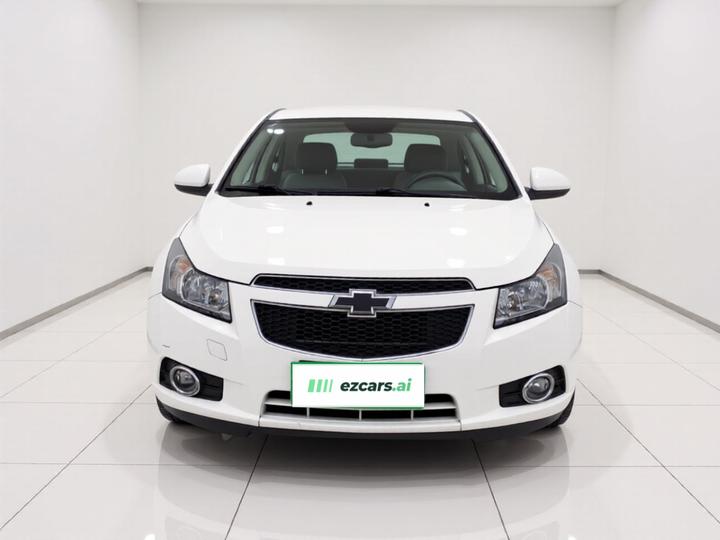 2009 1.6L SE AT photo 2