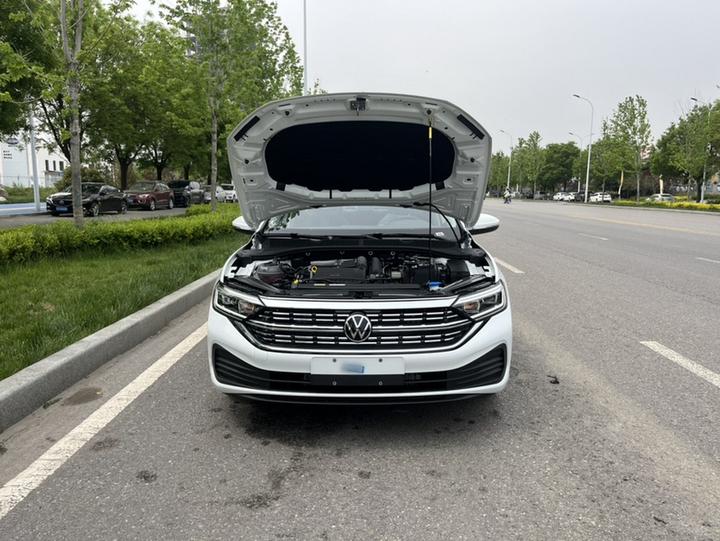 Sagitar 2025 200TSI DSG photo 2