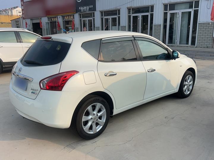 Tiida 2011 1.6L CVT Smart photo 4