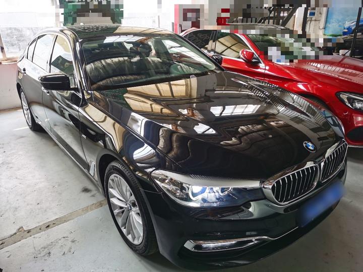 5 Series 2018 525Li Luxury photo 3
