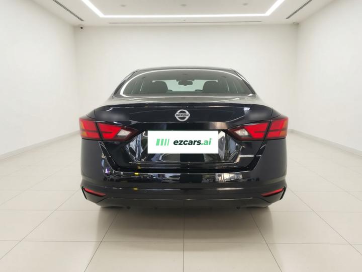 Teana 2021 2.0L XL Comfort photo 3