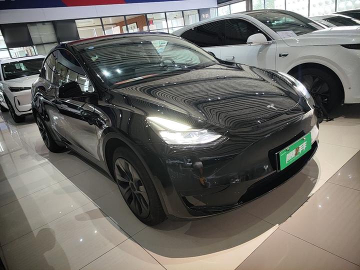 Model Y 2023 RWD photo 3