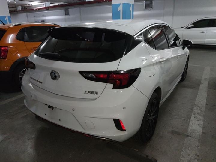 Verano 2016 Hatchback GS 20T DCT Sport photo 4