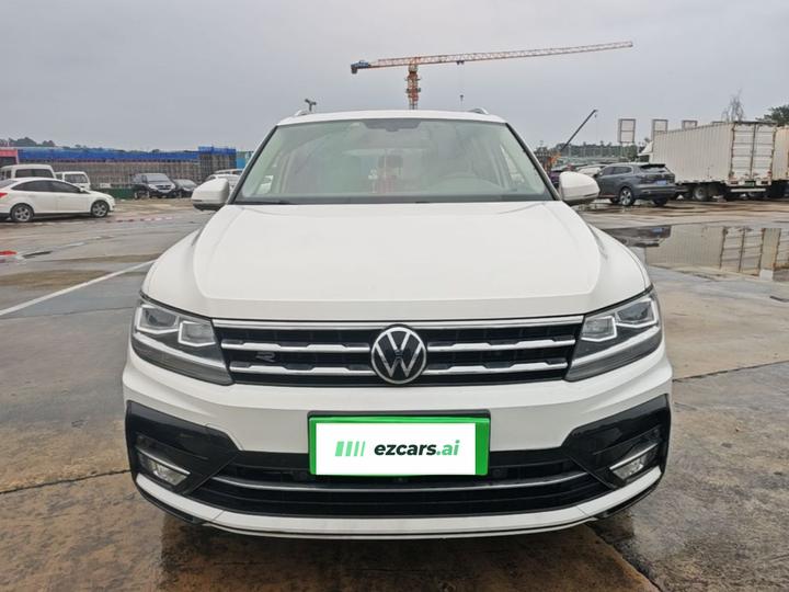 Tiguan L 2021 330TSI AT RWD R-Line photo 2