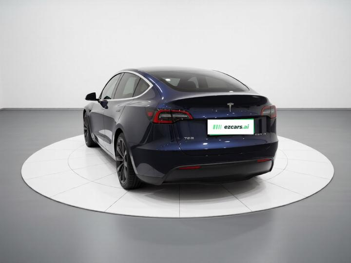 Model Y 2024 RWD photo 4