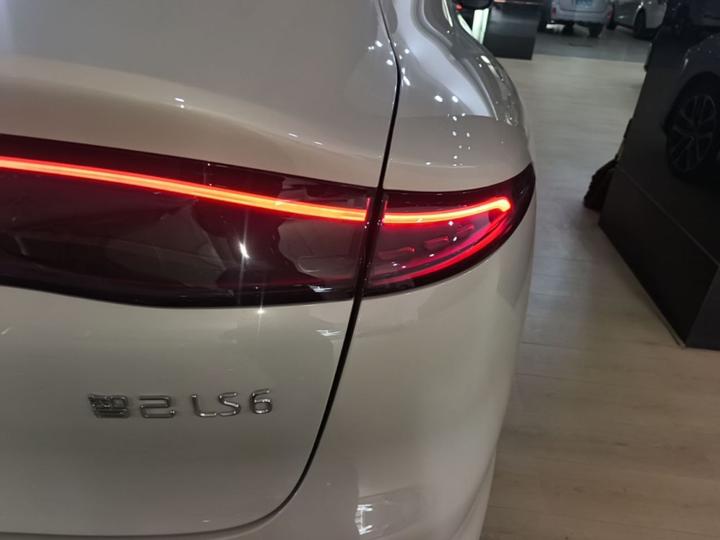 IM Motors LS6 2026 EREV 52 Max photo 7