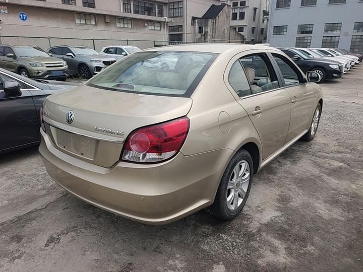 Lavida 2011 1.6L AT photo 6