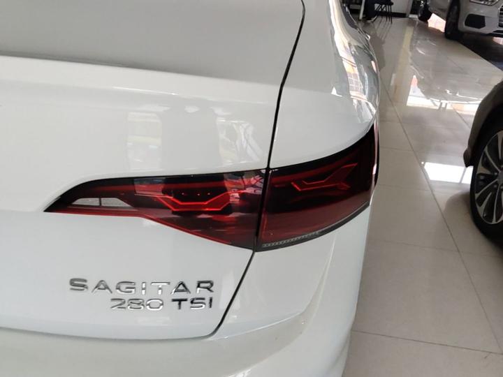 Sagitar 2023 280TSI DSG Plus photo 7