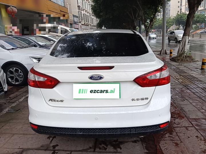 Focus 2012 Sedan 1.6L AT photo 3