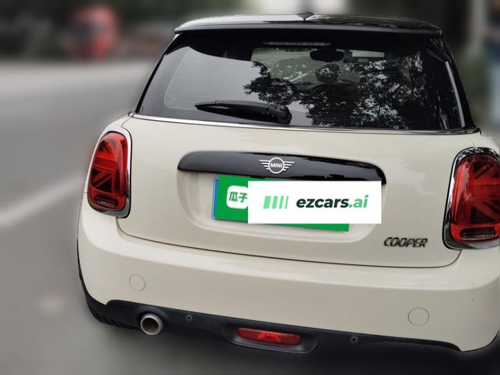2021 1.5T COOPER Classic photo 3