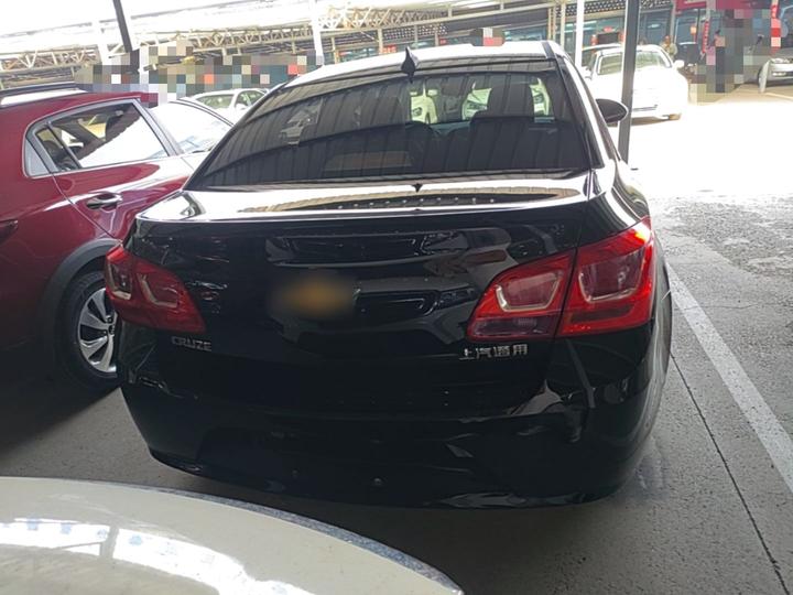 2015 1.5L Classic SE MT photo 3