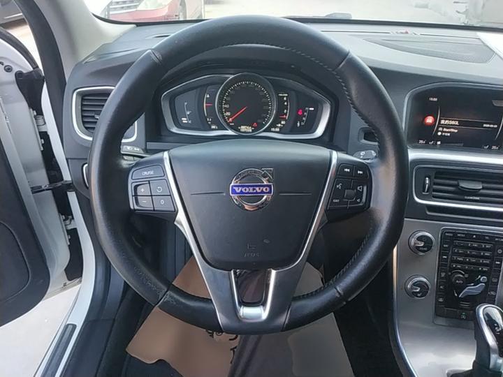 S60 2018 S60L T5 photo 6