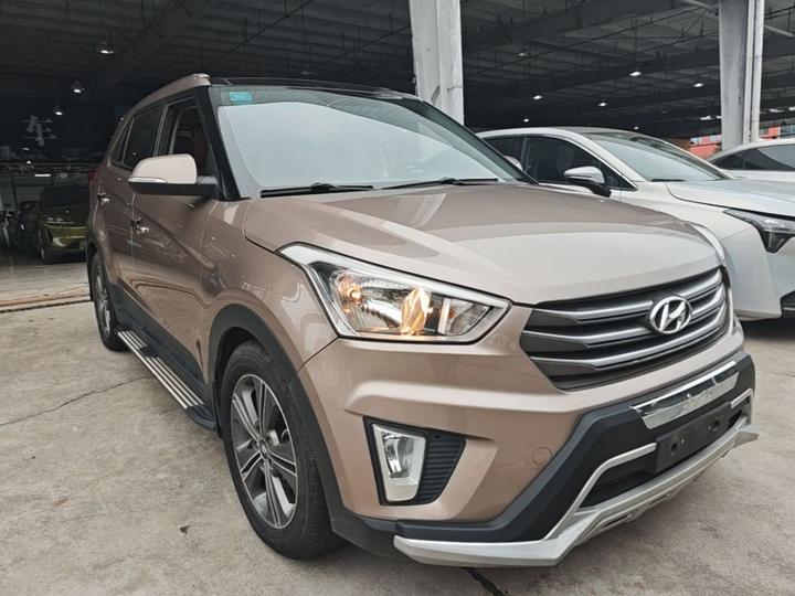 ix25 2015 1.6L AT RWD Smart GLS photo 3