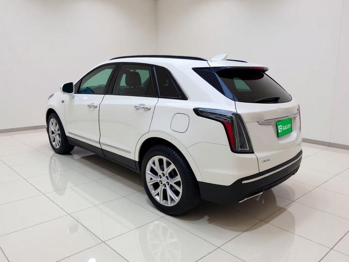 XT5 2020 28T AWD Leading Sport photo 4