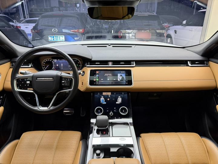 Range Rover Velar 2023 250PS photo 4