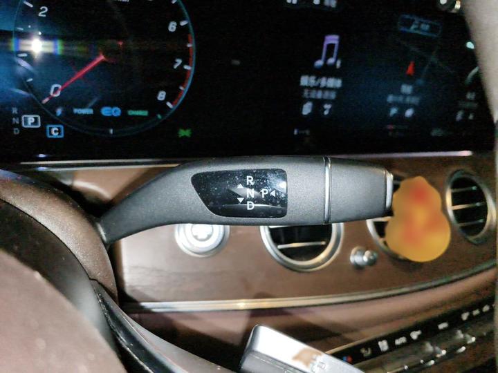 E-Class 2021 E 260 L photo 6