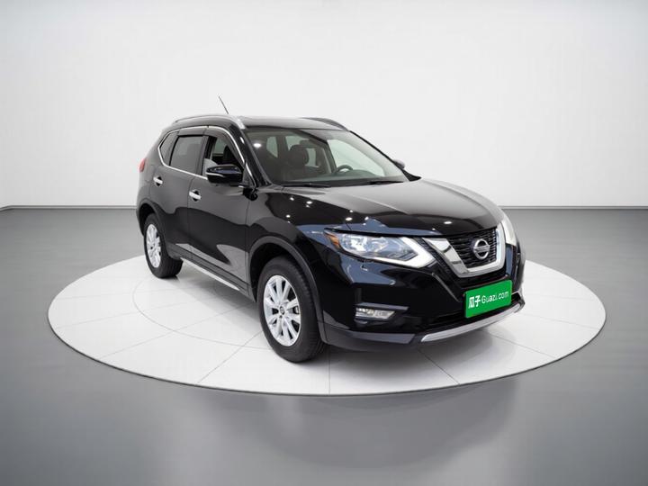 X-Trail 2017 2.0L CVT Comfort 2WD photo 3