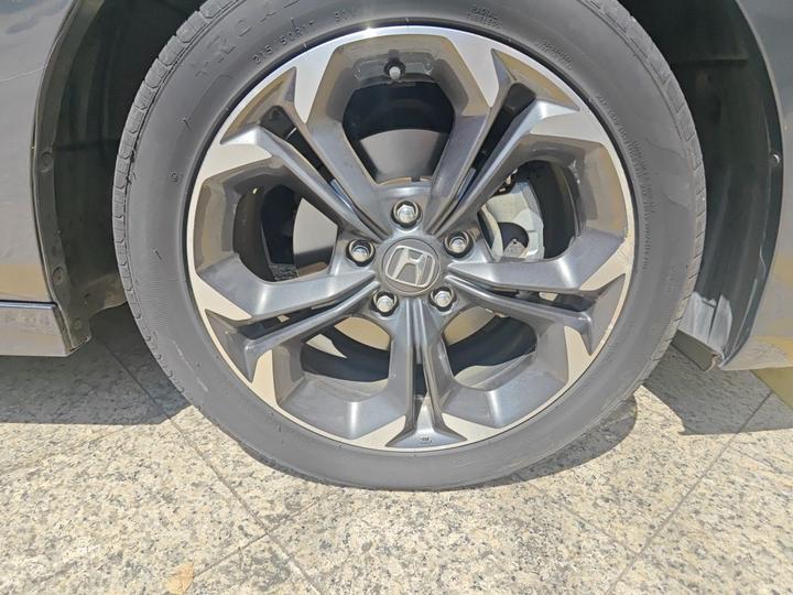 Civic 2022 240TURBO CVT photo 8