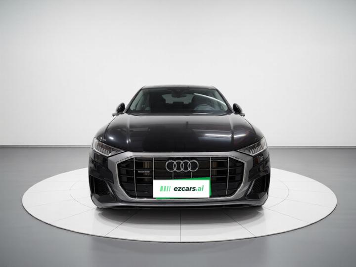 Q8 2022 55 TFSI Luxury Dynamic photo 2