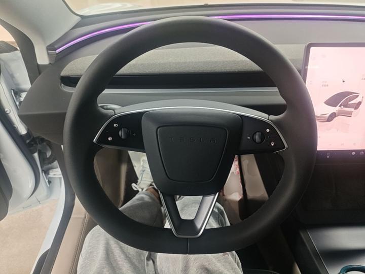 Model 3 2026 RWD photo 6