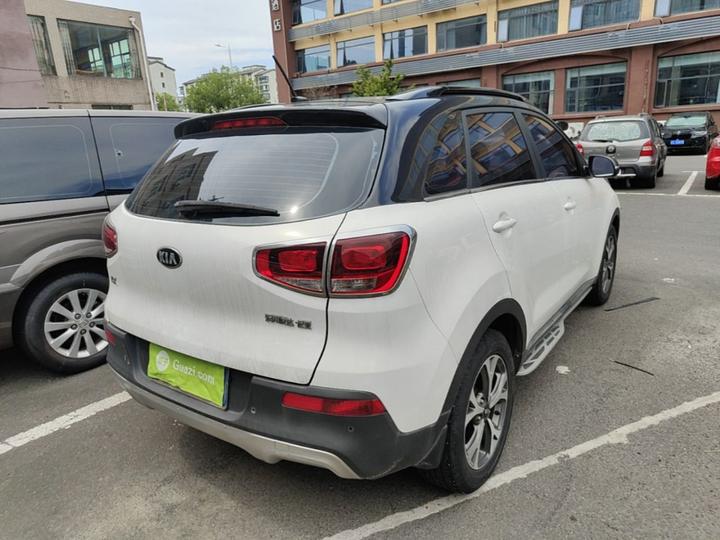KX3 2015 1.6L AT RWD DLX photo 4