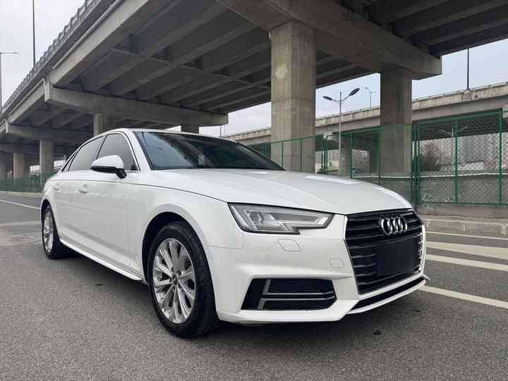 A4L 2019 40 TFSI Progressive China VI photo 3