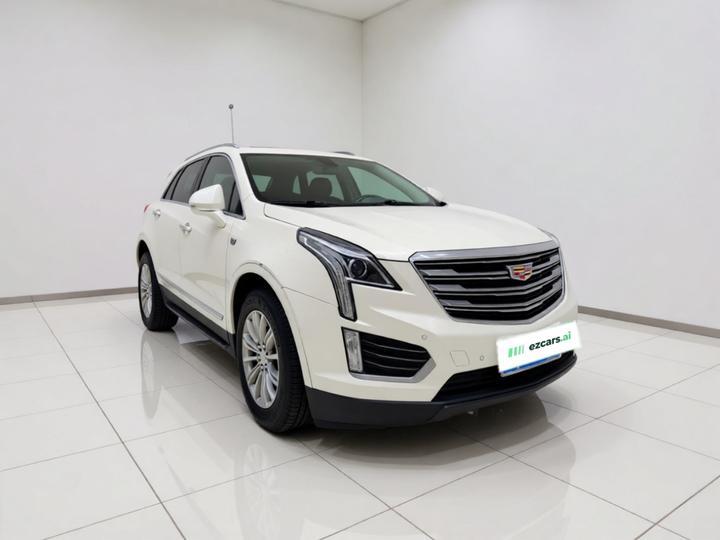 XT5 2016 25T Luxury photo 3