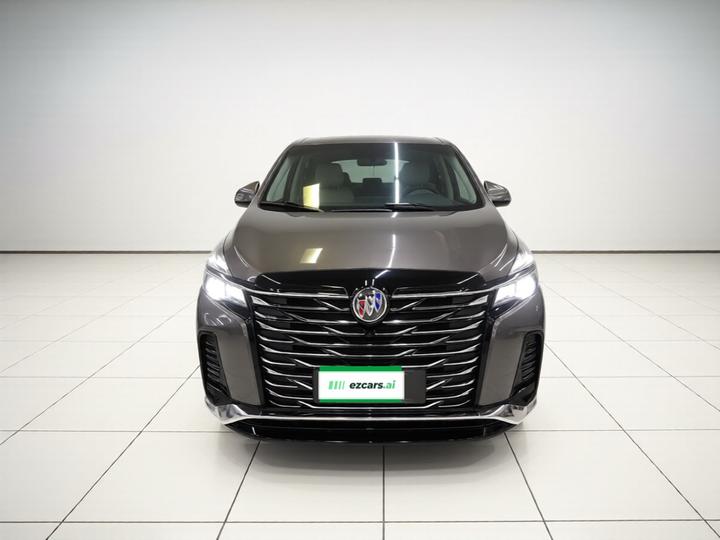 GL8 2023 Facelift Luxury photo 2